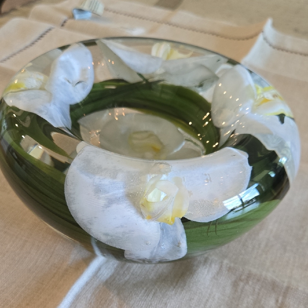 Elegant Glass Bowl with White Floral Design